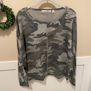 Cyrus Camo Dolman Sweatshirt, Lightweight XL
